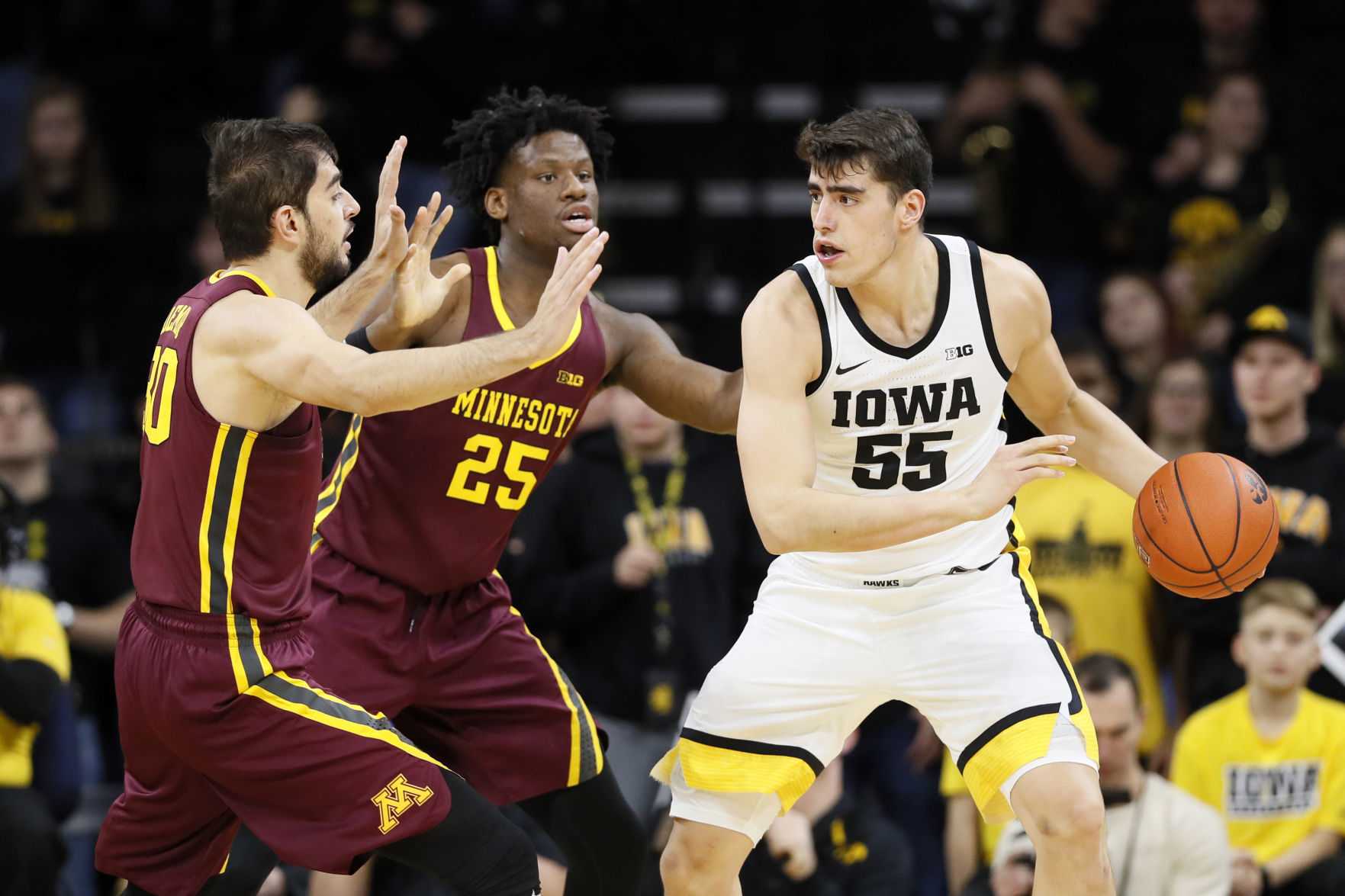 Minnesota Iowa Basketball